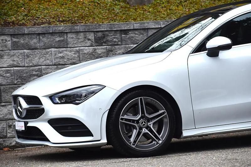 Gebraucht Mercedes CLA250 AMG line 224 PS (164 kW) 2026 Weiss Limousine