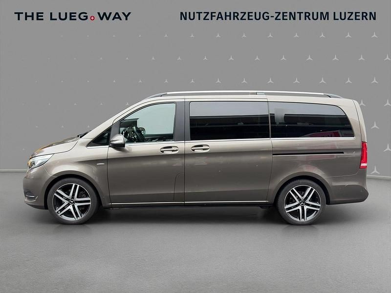 Gebraucht Mercedes V250 Edition 190 PS (139 kW) 2015 Braun Van / Kleinbus