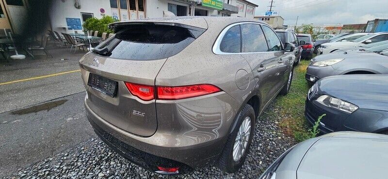 Gebraucht Jaguar F-Pace 180 PS (132 kW) 2017 SUV