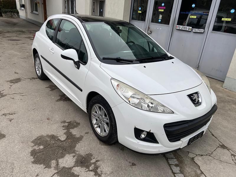 Gebraucht Peugeot 207 73 PS (53 kW) 2010