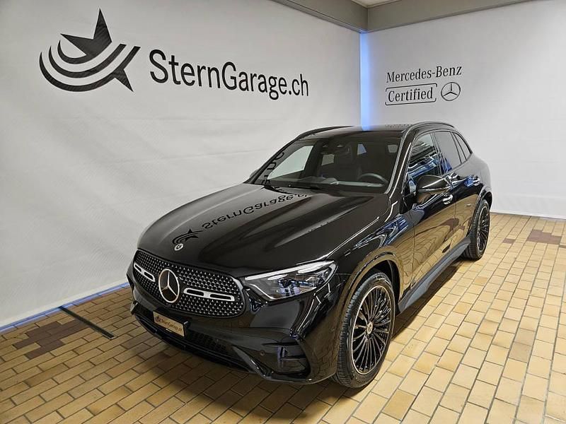 Neu Mercedes GLC300e AMG line 258 PS (189 kW) 2026 Schwarz Coupé
