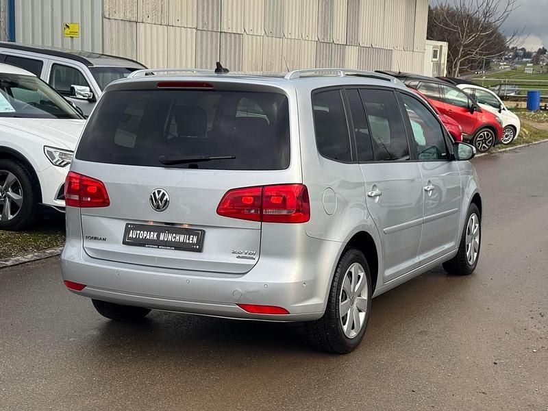 Gebraucht VW Touran Team 140 PS (102 kW) 2012 Van / Kleinbus