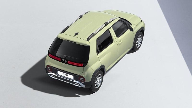 Neu Hyundai Inster 84 kW (115 PS) 2025 Weiss Kleinwagen