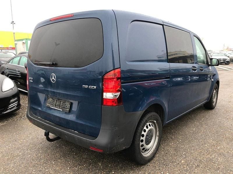 Gebraucht Mercedes Vito 190 PS (139 kW) 2017 Van