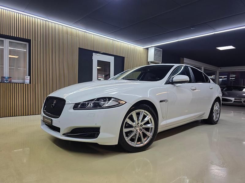 Gebraucht Jaguar XF 200 PS (147 kW) 2015