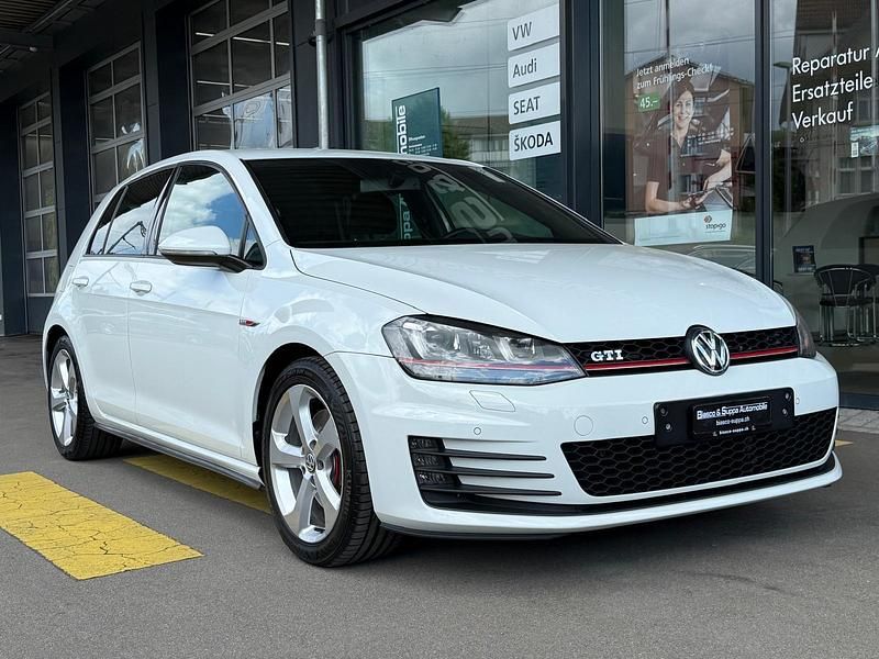 Gebraucht VW Golf VII GTI 220 PS (161 kW) 2013 Weiss Limousine