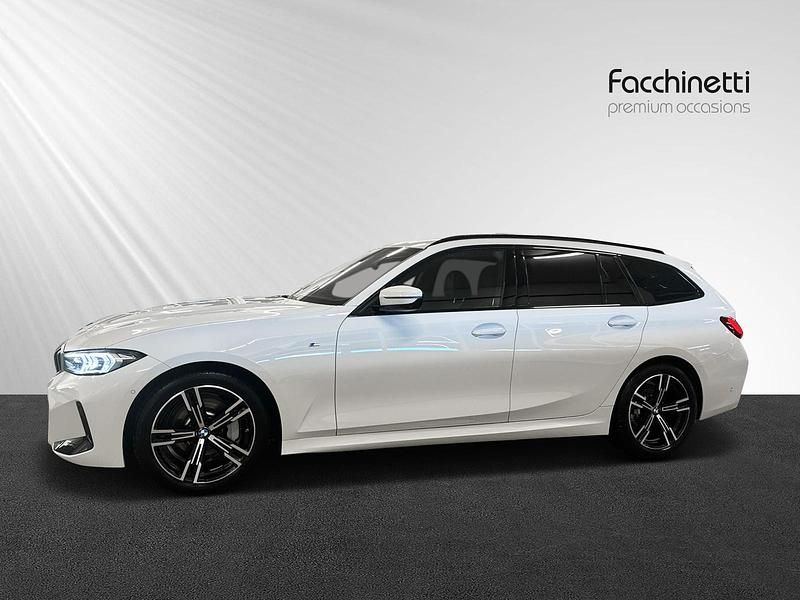 Gebraucht BMW 330 M Sport 285 PS (209 kW) 2023 Weiss Kombi