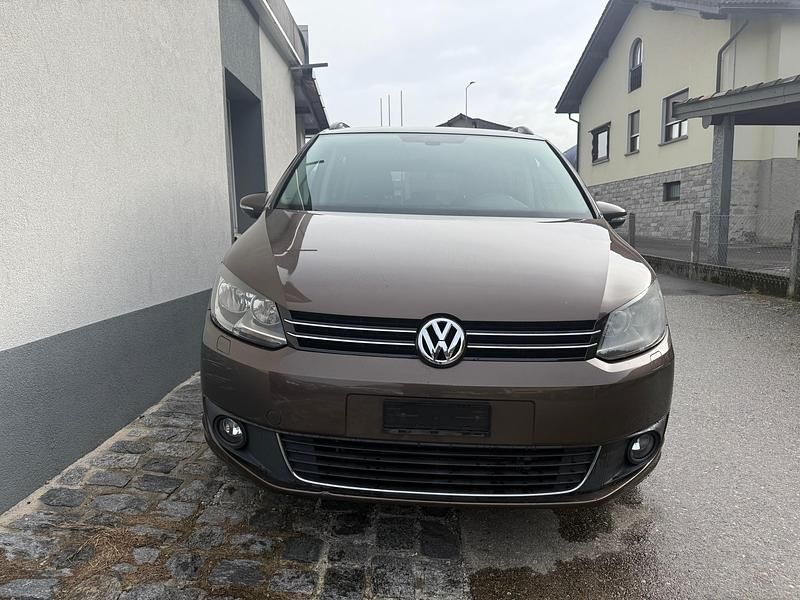 Gebraucht VW Touran Comfortline 140 PS (102 kW) 2012 Van / Kleinbus