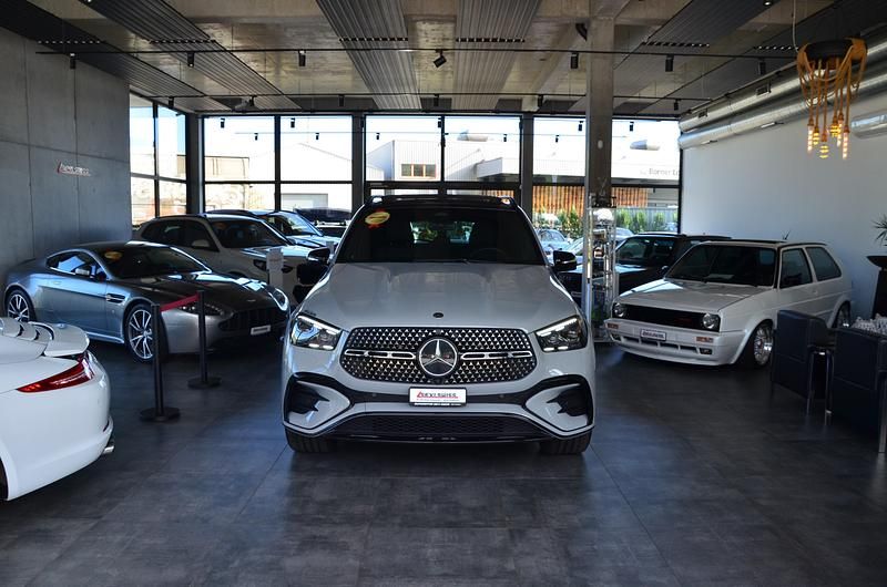 Gebraucht Mercedes GLE400 333 PS (244 kW) 2024