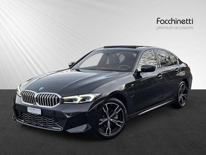 Schwarz Gebraucht 2025 BMW 330e M Sport Limousine | CHF 56’900 - Bild 1/4