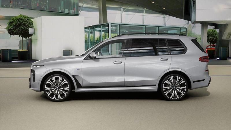 Gebraucht BMW X7 M Sport 340 PS (250 kW) 2023 SUV