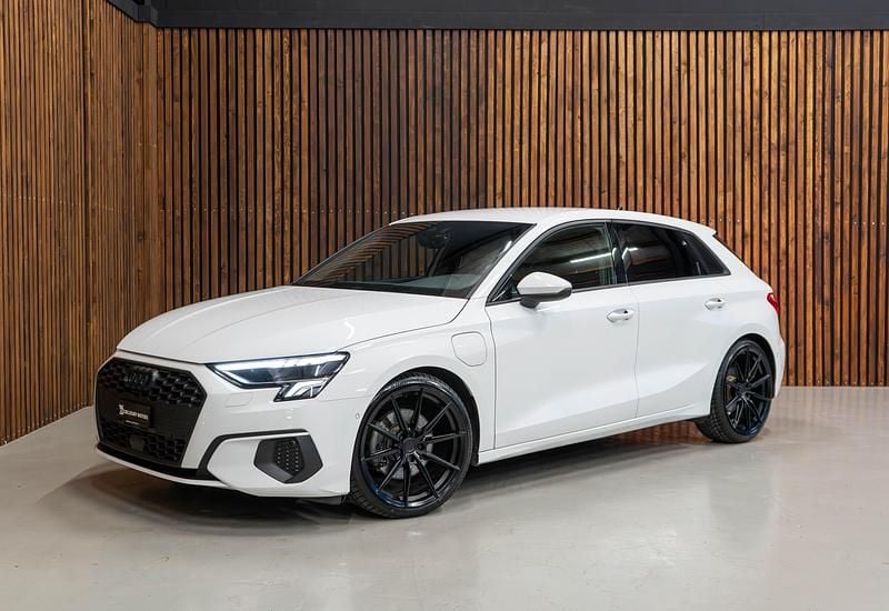 Gebraucht Audi A3 Sportback e-tron 150 PS (110 kW) 2021 Kleinwagen
