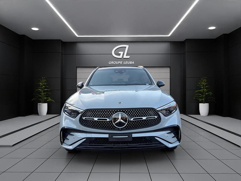 Neu Mercedes GLC220 197 PS (144 kW) 2026 Grau SUV