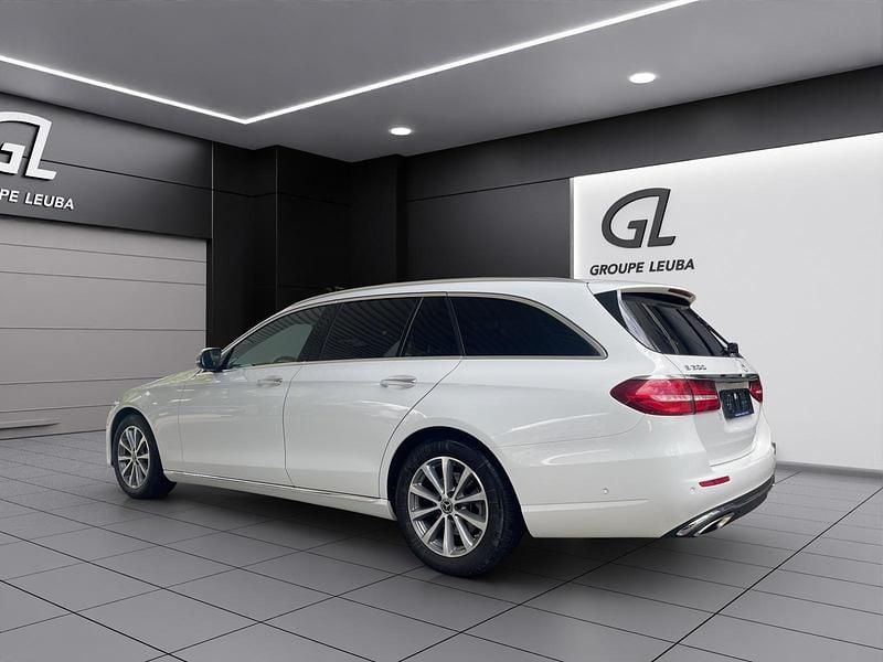 Gebraucht Mercedes E200 Avantgarde 184 PS (135 kW) 2018 Weiss Kombi