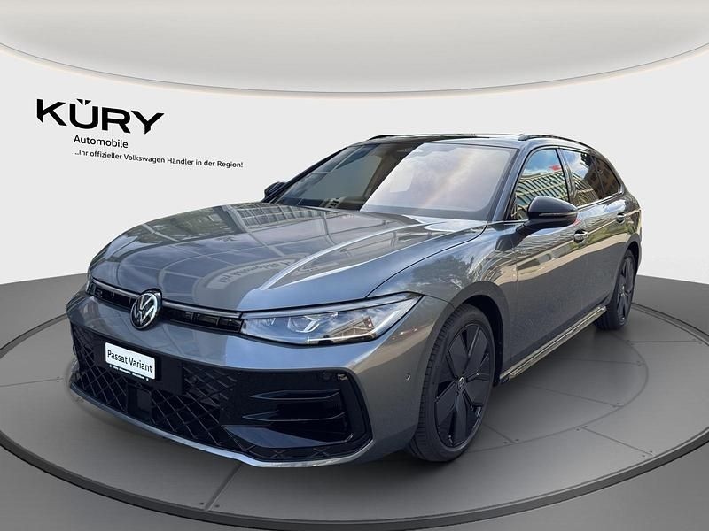 Neu VW Passat R-line 266 PS (195 kW) 2025 Grau Kombi