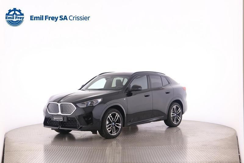 Neu BMW iX2 Performance 150 kW (204 PS) 2025 Schwarz SUV