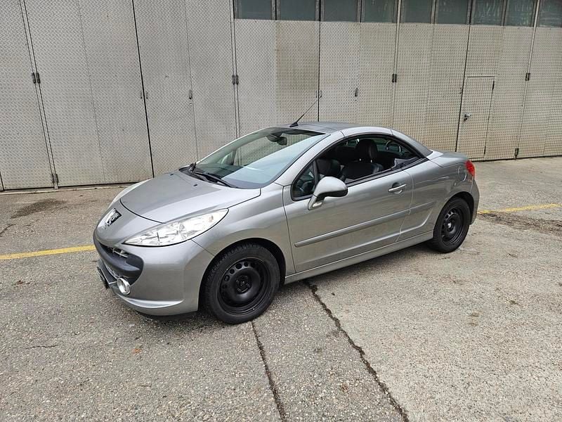 Gebraucht 2008 Peugeot 207 CC Roland Garros Cabrio | CHF 2’800 (Teuer) - Bild 1/4