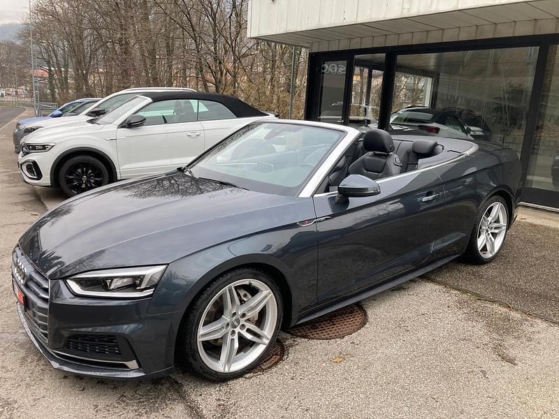 Gebraucht Audi A5 Cabriolet Sport 189 PS (139 kW) 2019 Grau Cabrio