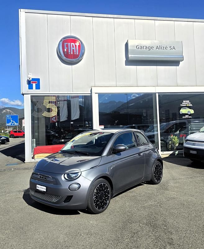 Gebraucht 2022 Fiat 500e Icon Kleinwagen | CHF 19’990 (Etwas zu teuer) - Bild 1/4