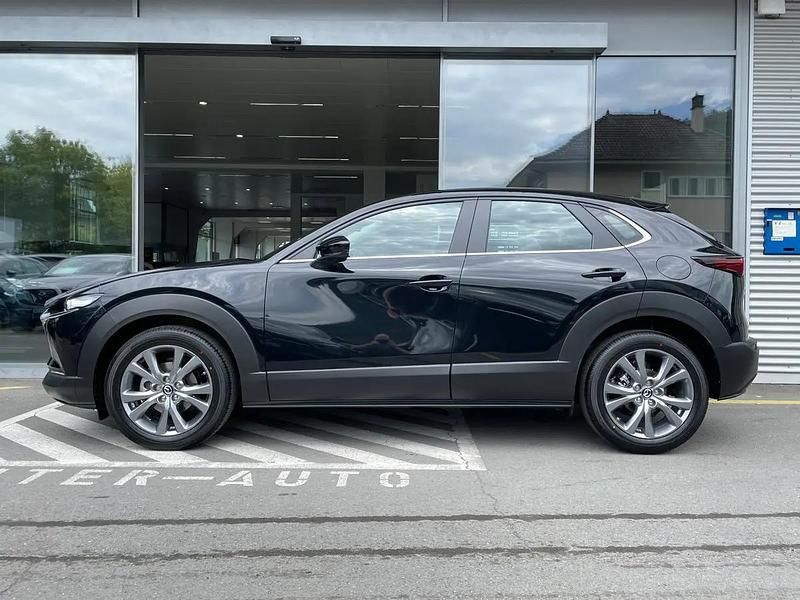 Neu Mazda CX-30 Center-Line 140 PS (102 kW) 2026 Schwarz SUV