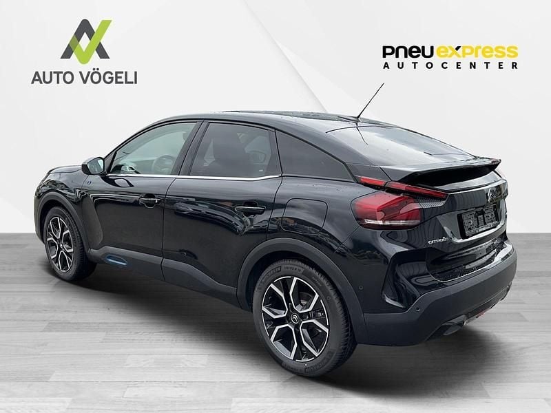 Gebraucht Citroën e-C4 Shine 100 kW (136 PS) 2023 Schwarz Limousine