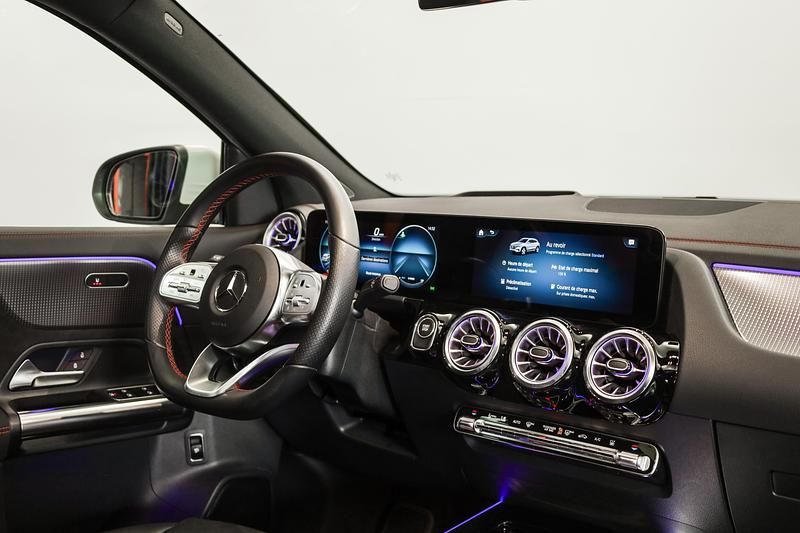 Gebraucht Mercedes EQA300 AMG line 168 kW (229 PS) 2022 SUV