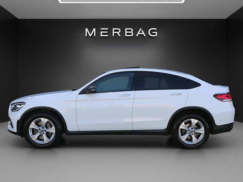 Gebraucht Mercedes GLC220 AMG line 194 PS (142 kW) 2021 Weiss Coupé