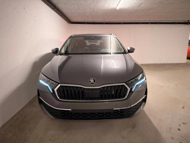 Neu Skoda Octavia Selection 150 PS (110 kW) 2026 Gray Kombi