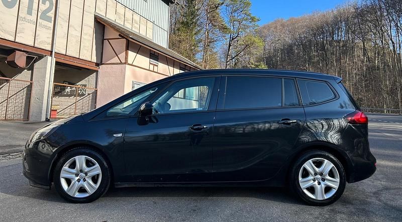 Gebraucht Opel Zafira Tourer drive 130 PS (95 kW) 2016 Van / Kleinbus