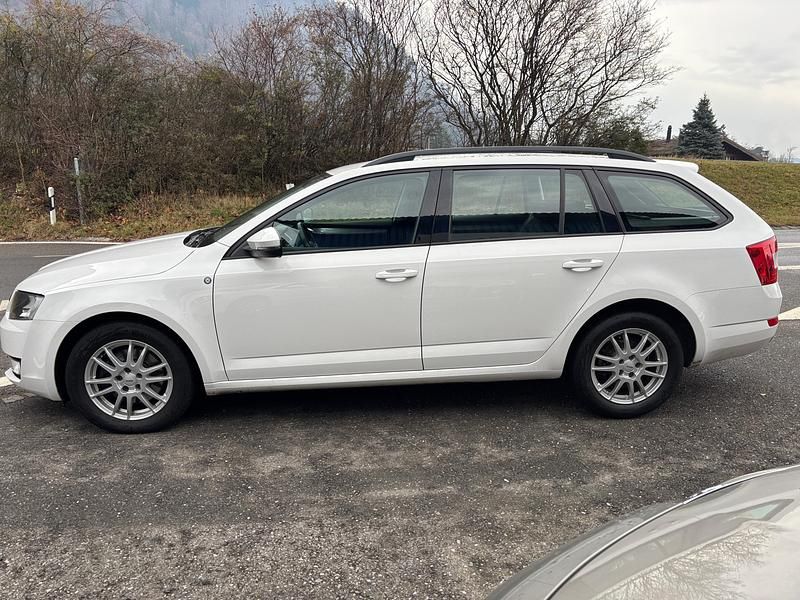 Gebraucht Skoda Octavia Ambition 184 PS (135 kW) 2016 Kombi