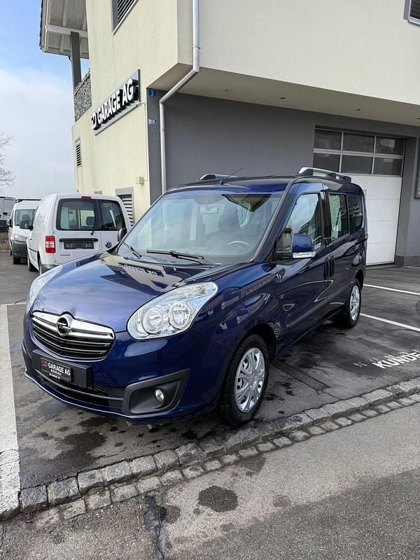 Gebraucht Opel Combo Enjoy 105 PS (77 kW) 2013 Van / Kleinbus