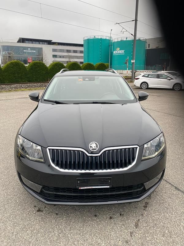 Gebraucht 2013 Skoda Octavia Ambition Kombi | CHF 5’999 (Guter Preis) - Bild 1/4