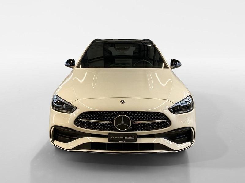 Gebraucht Mercedes C300e AMG line 281 PS (206 kW) 2022 Weiss Kombi