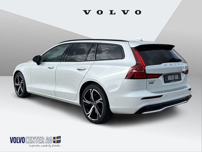 Gebraucht Volvo V60 Ultimate 197 PS (144 kW) 2024 Kombi