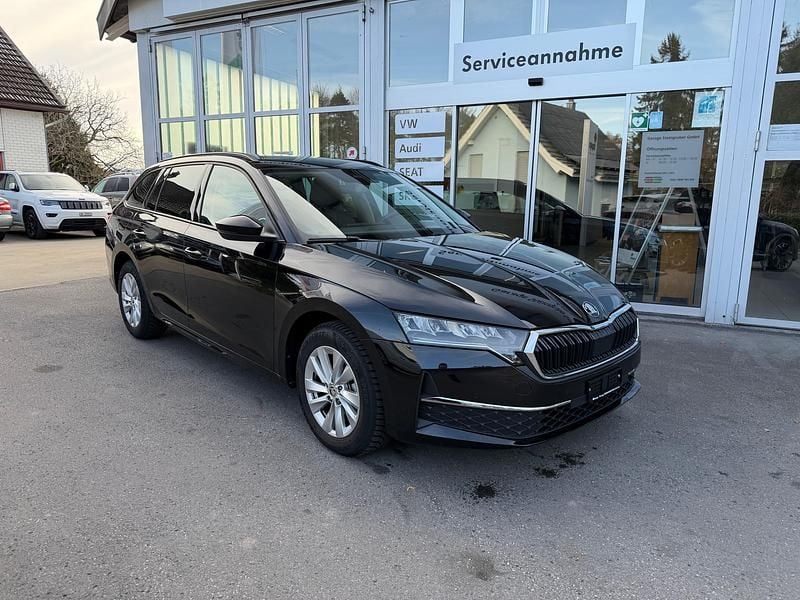 Gebraucht Skoda Octavia Selection 150 PS (110 kW) 2024 Kombi