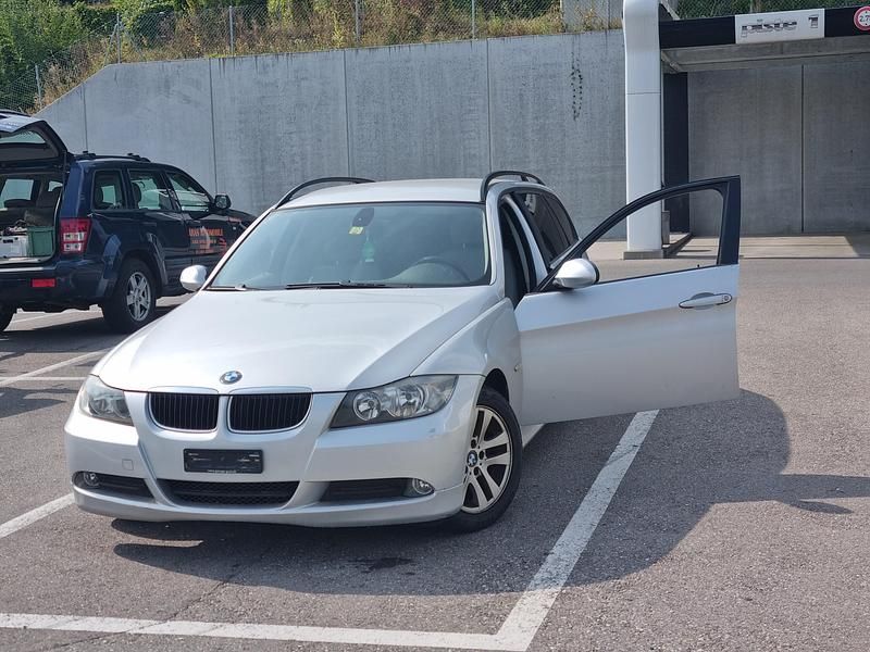 Gebraucht 2006 BMW 320 Kombi | CHF 1’500 - Bild 1/4