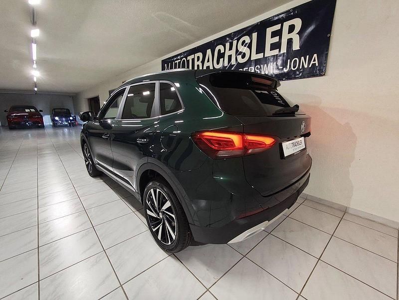 Neu MG ZS Luxury 197 PS (144 kW) 2025 Limousine