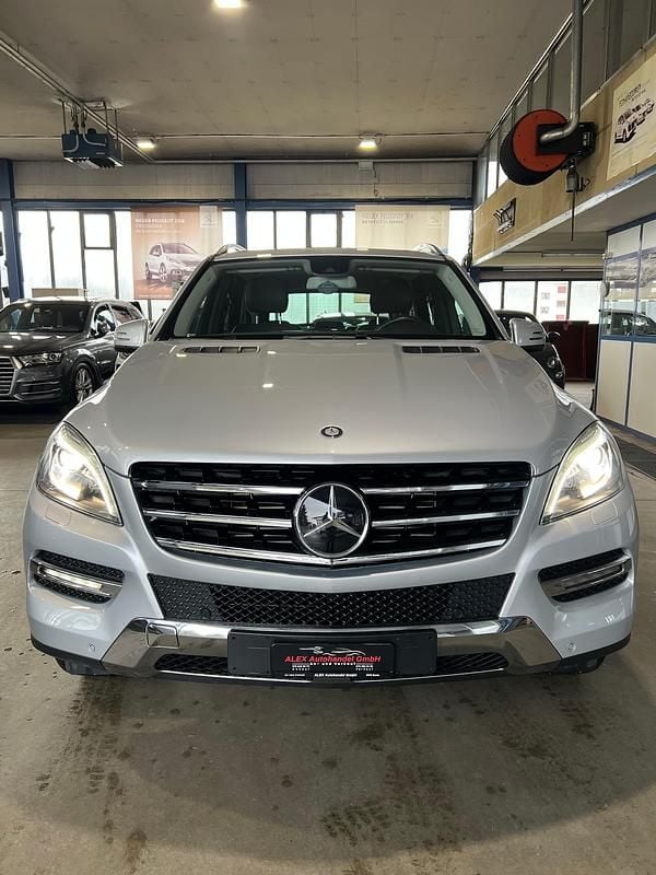 Gebraucht Mercedes ML350 258 PS (189 kW) 2014 SUV