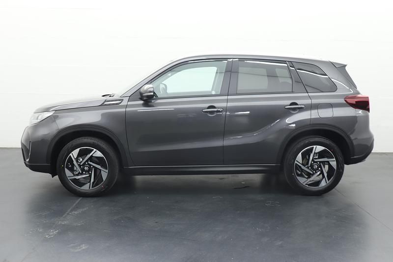 Neu Suzuki Vitara 129 PS (94 kW) 2025 Grau SUV