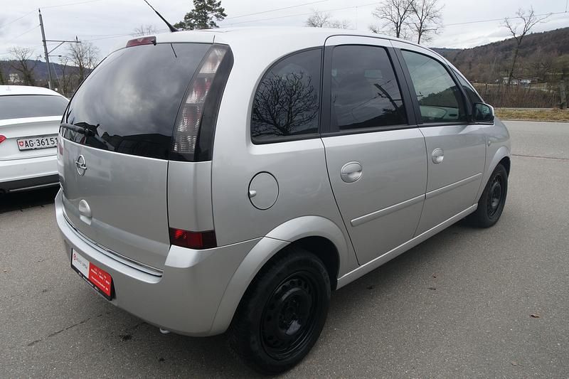 Gebraucht Opel Meriva Edition 105 PS (77 kW) 2010 Van / Kleinbus