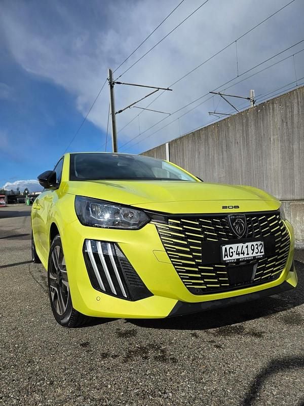 Gebraucht 2025 Peugeot 208 Allure Premium Kleinwagen | CHF 19’400 - Bild 1/4