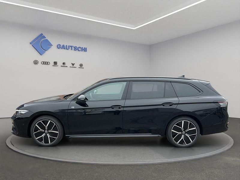 Gebraucht VW Passat R-line 266 PS (195 kW) 2024 Schwarz Kombi