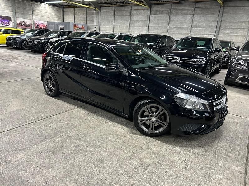 Gebraucht Mercedes A200 Urban 156 PS (114 kW) 2015
