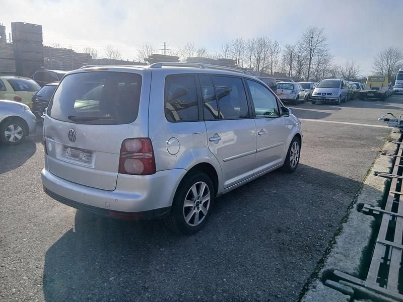 Gebraucht VW Touran Highline 140 PS (102 kW) 2007 Van / Kleinbus