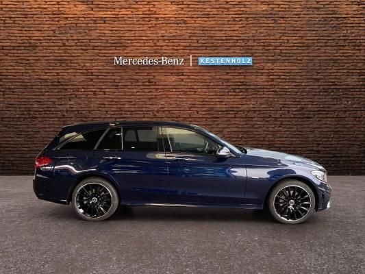 Gebraucht Mercedes C200 AMG line 184 PS (135 kW) 2021 Blau Kombi