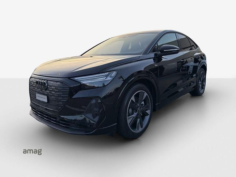 Mythosschwarz metallic Neu 2025 Audi Q4 e-tron Ambiente SUV | CHF 57’990 (Teuer) - Bild 1/4