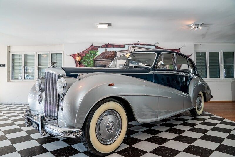 Gebraucht 1952 Bentley Mark VI Mulliner Limousine | CHF 148’000 - Bild 1/4