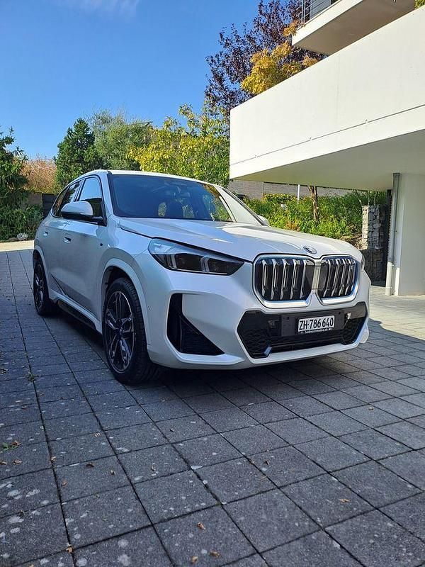Gebraucht BMW iX1 M Sport 225 kW (306 PS) 2023 SUV