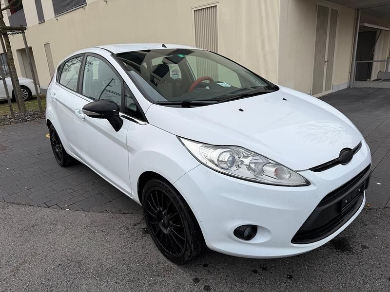 Gebraucht Ford Fiesta Titanium 120 PS (88 kW) 2012 Kleinwagen