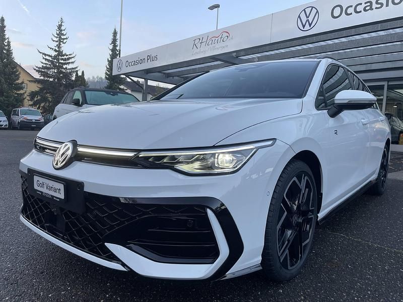 Weiss Neu 2025 VW Golf VIII R-line Kombi | CHF 41’900 (Teuer) - Bild 1/4